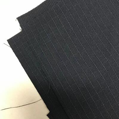 보호복 및 안전 장비에 이상적인 파괴 강도 1000N 1200N을 특징으로 하는 직조 능직 메타 아라미드 직물 220gsm