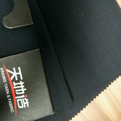 낮은 수축 비스코스와 다양한 색상에서 아라미드 직물