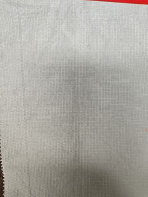 5% 파라 아라미드로 제작된 보호복 메타 아라미드 원단, 손상 길이 4.5cm, 안전 보호 장비에 이상적