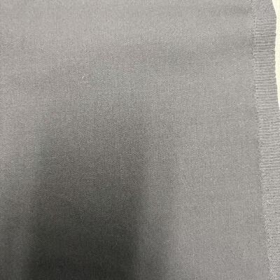 롤 길이 100m 맞춤형 아라미드 직물 열 안정성 260C 15% 불에 저항하는 옷에 적합합니다